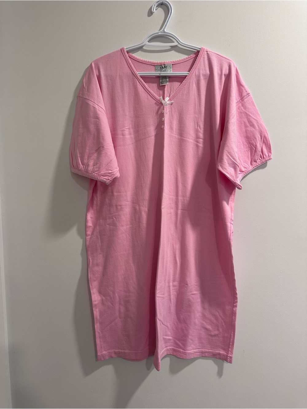 East West Cozy Pink Short-Sleeve V-Neck Sleep Tee with Bow Detail